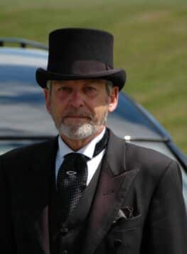 honiton-funeral_director
